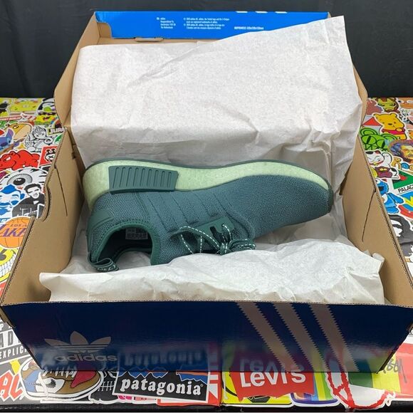 Adidas NMD R1 Leafy Green Women's Various Sizes - Picture 11 of 12